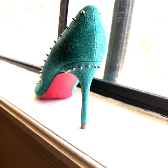 Red Bottom Suede Turquoise Spike Stilettos - Picture 10 of 15